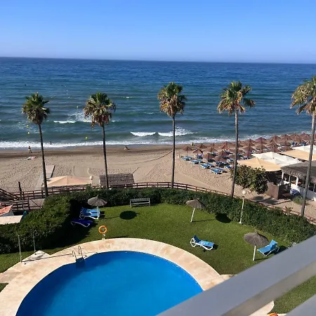 Primera Linea De Playa Апартаменти Марбелья